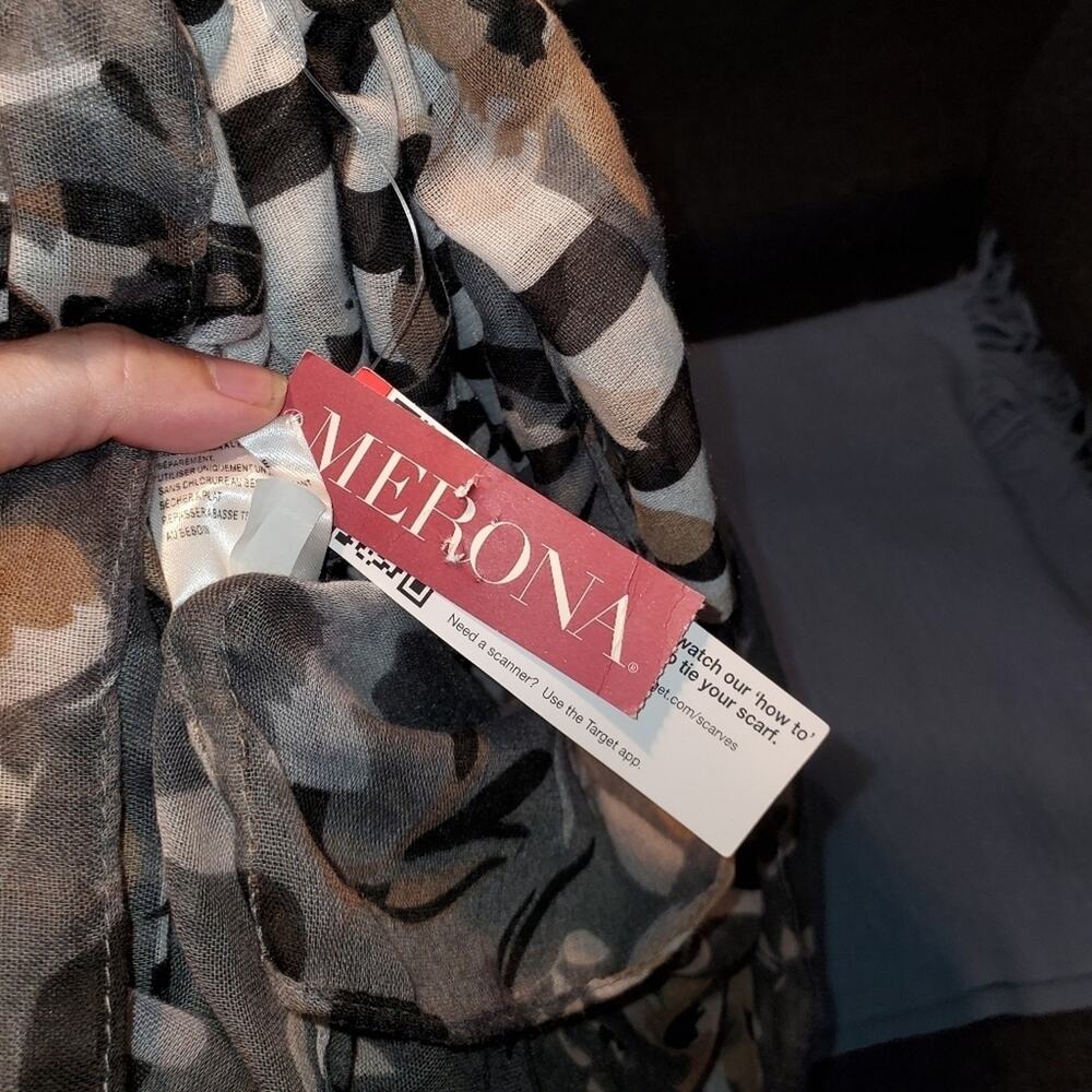 Merona Infinity Scarf - wear arms a face mask!🧕🧣